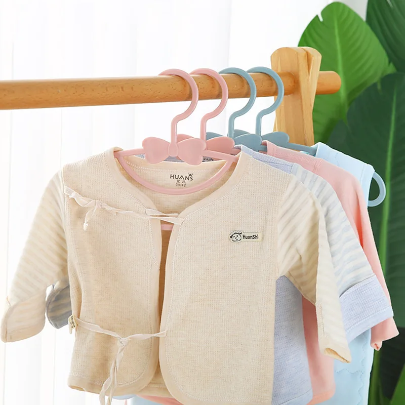 5-50 Buah Gantungan Bayi Plast - Baby Nursery Hangers ulasan dan harga